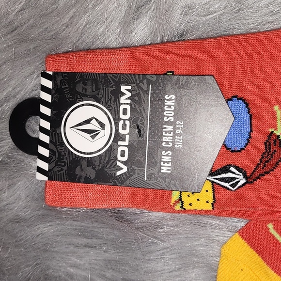 Volcom Socks - Picture 2 of 5